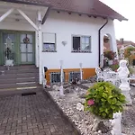 Gaestehaus Baur ゲストハウス